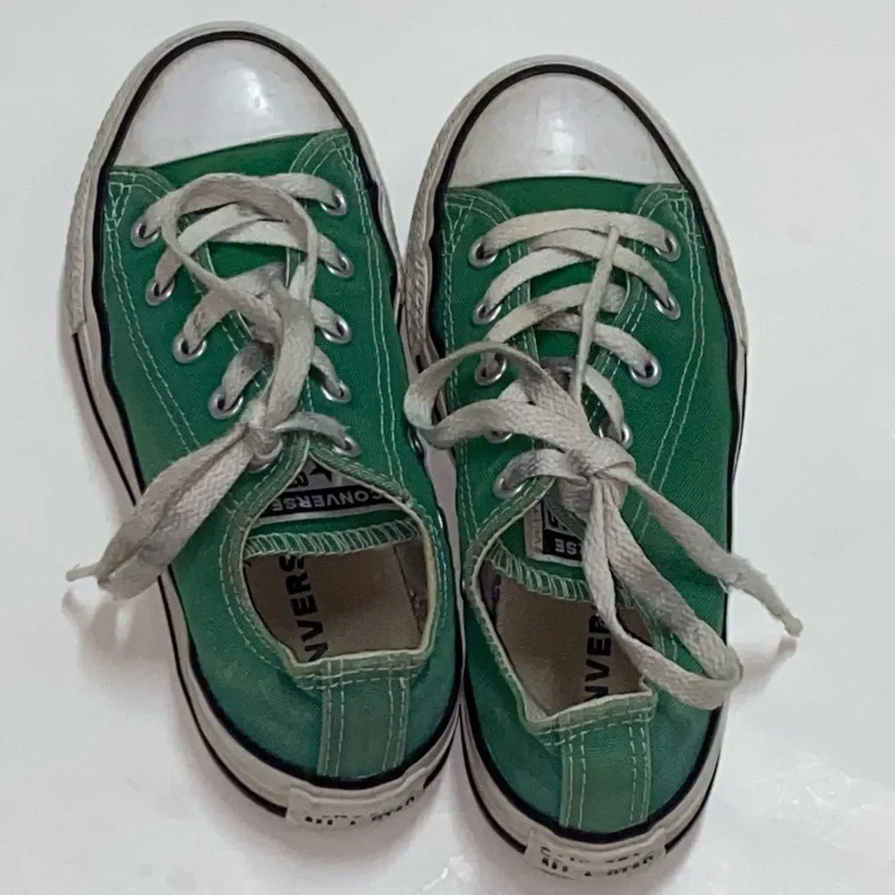 Converse Kids Green Sneakers Unisex Size 1
